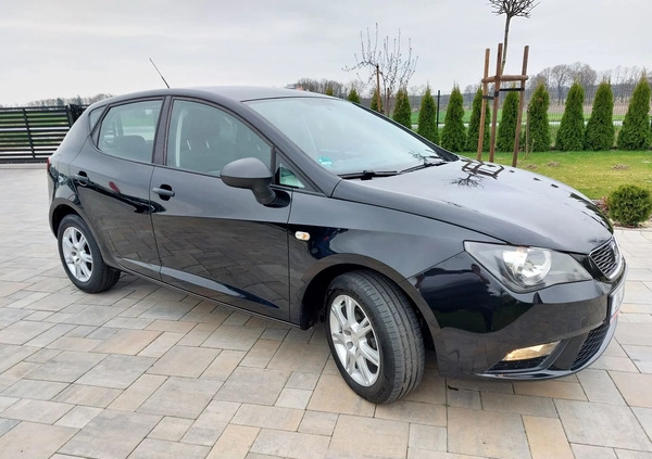 Seat Ibiza cena 22999 przebieg: 142000, rok produkcji 2012 z Białobrzegi małe 781